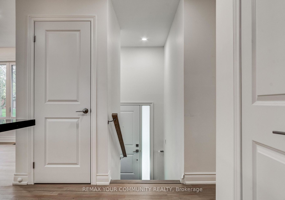 18-ironshield-crescent-markham-ontario-n13106966