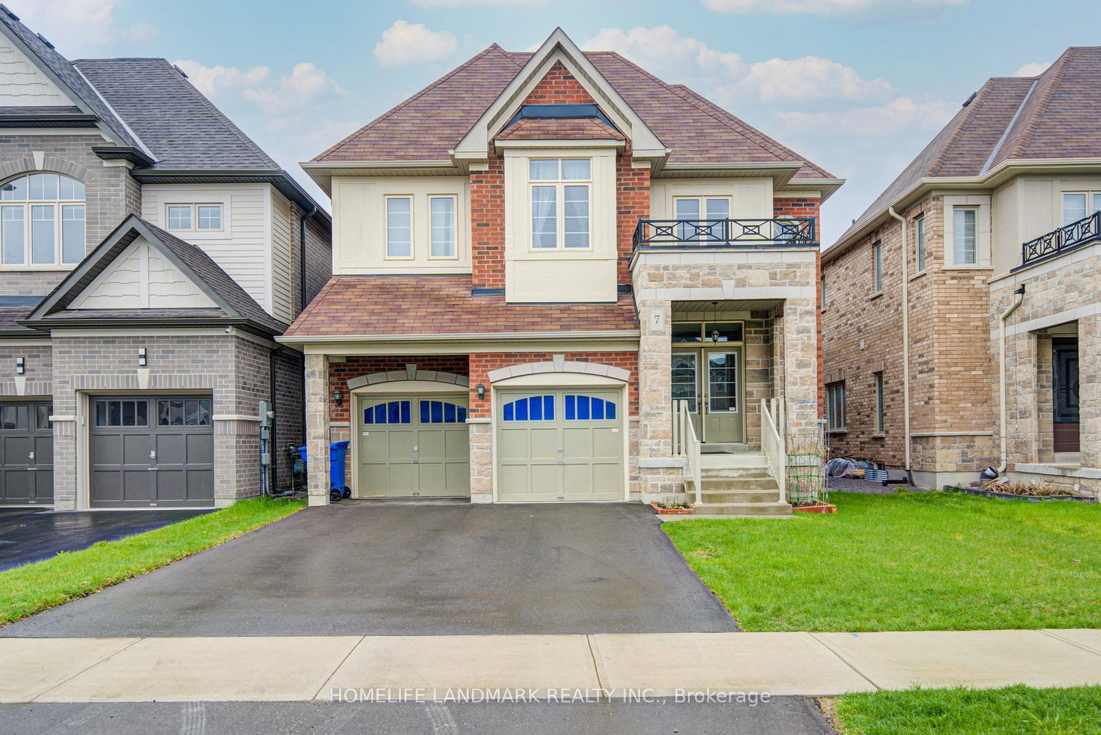 7-kenneth-ross-bend-east-gwillimbury-ontario-n13107196