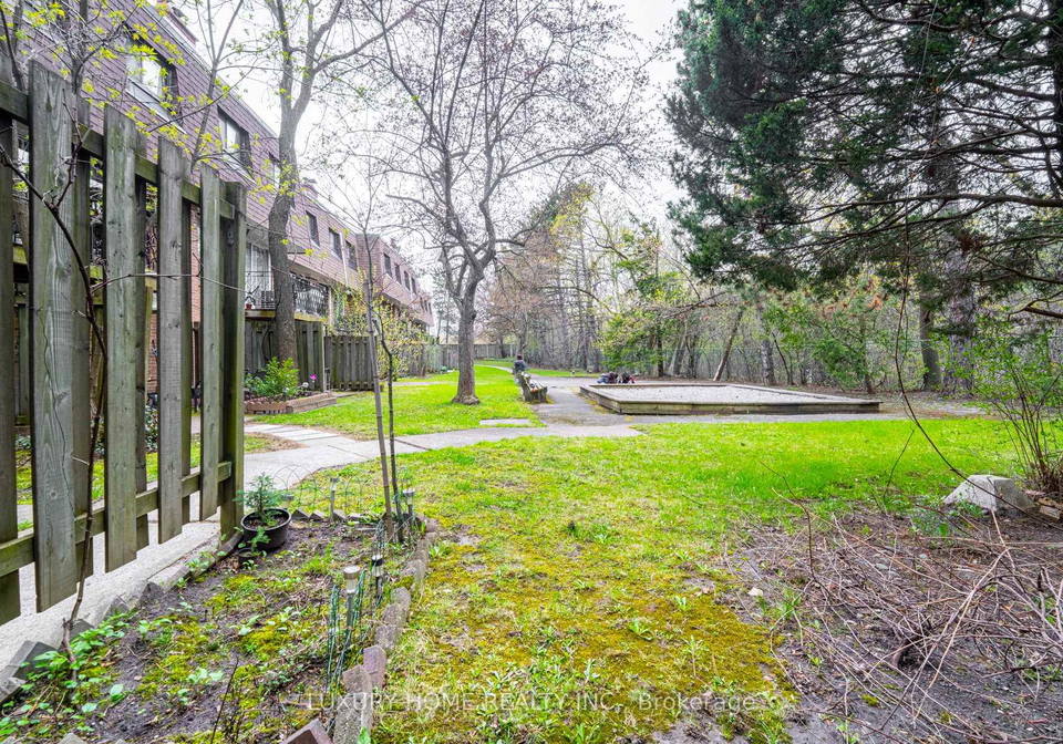 100-henderson-avenue-markham-ontario-n13108020