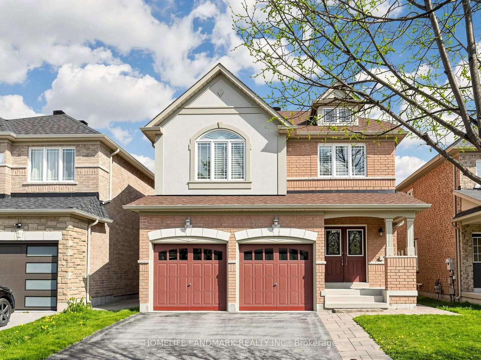 84-lewis-honey-drive-aurora-ontario-n13108274