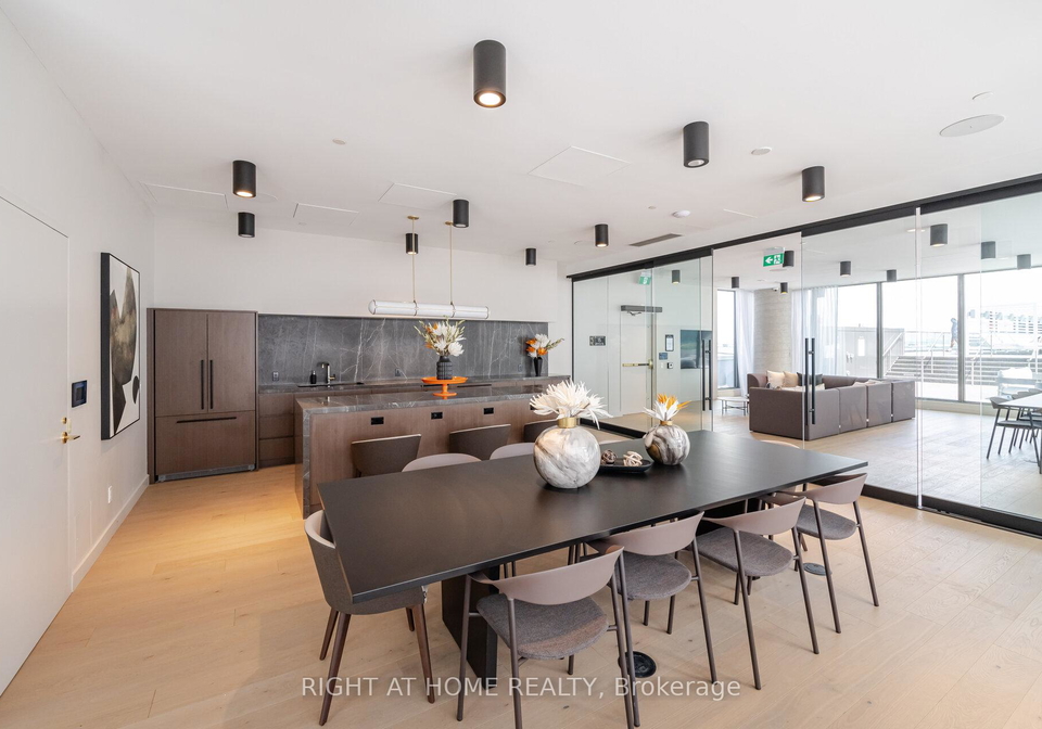 7890-jane-street-vaughan-ontario-n13109130