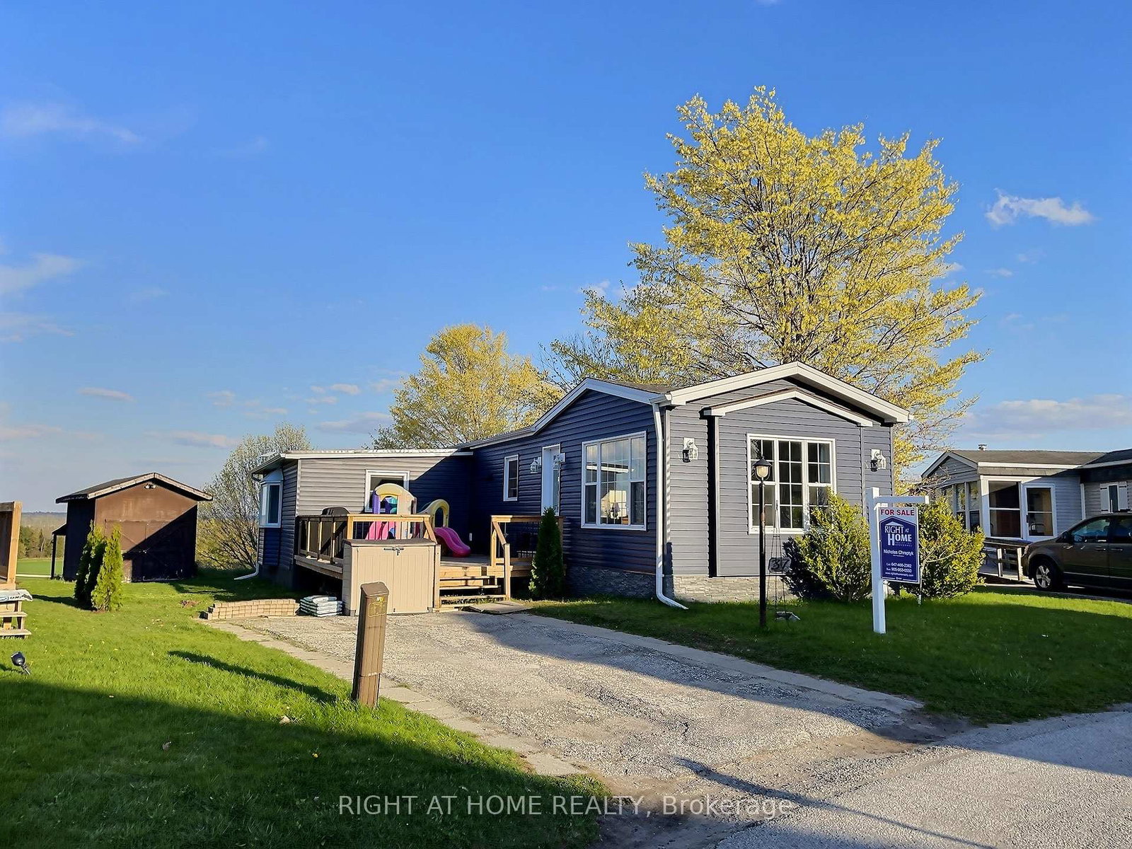 37-sunrise-circle-bradford-west-gwillimbury-ontario-n13109336