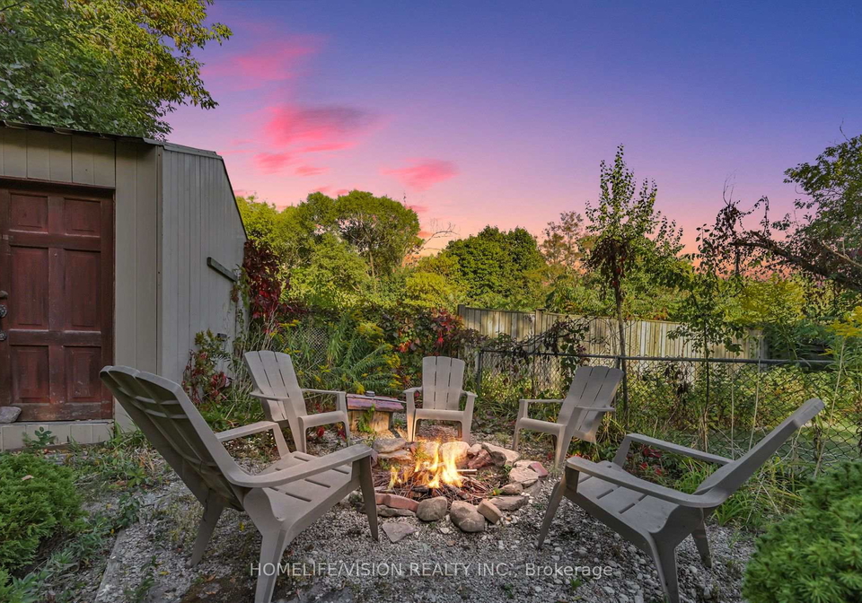 255-cedar-avenue-richmond-hill-ontario-n13109604