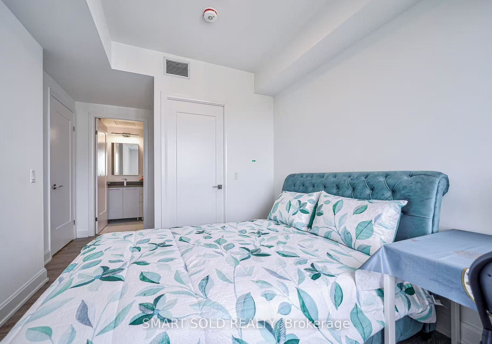 8-water-walk-drive-markham-ontario-n13109942