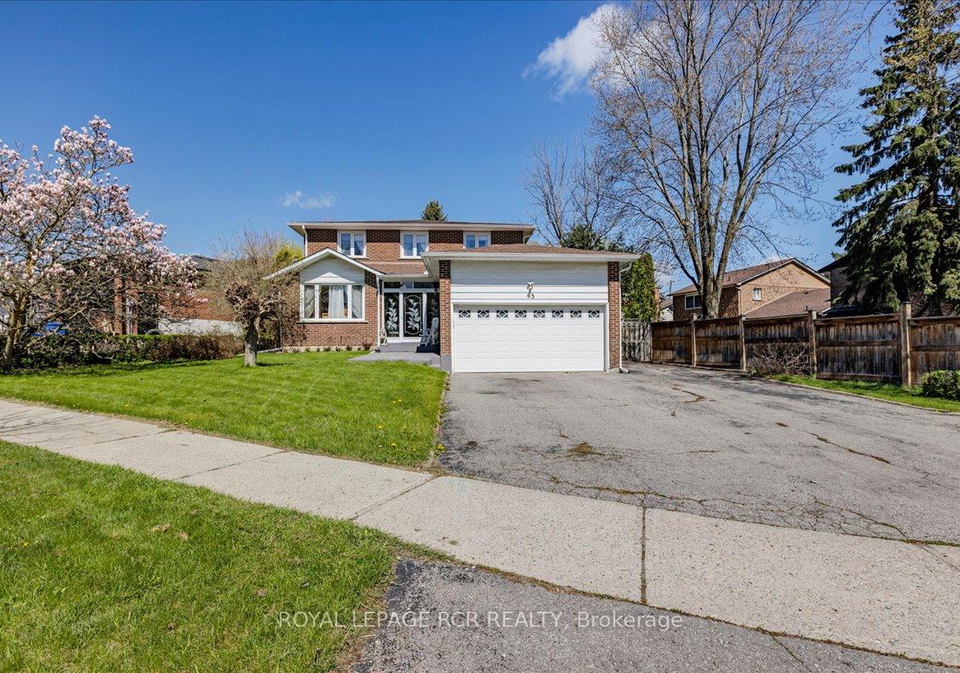 63-portland-crescent-newmarket-ontario-n13110444