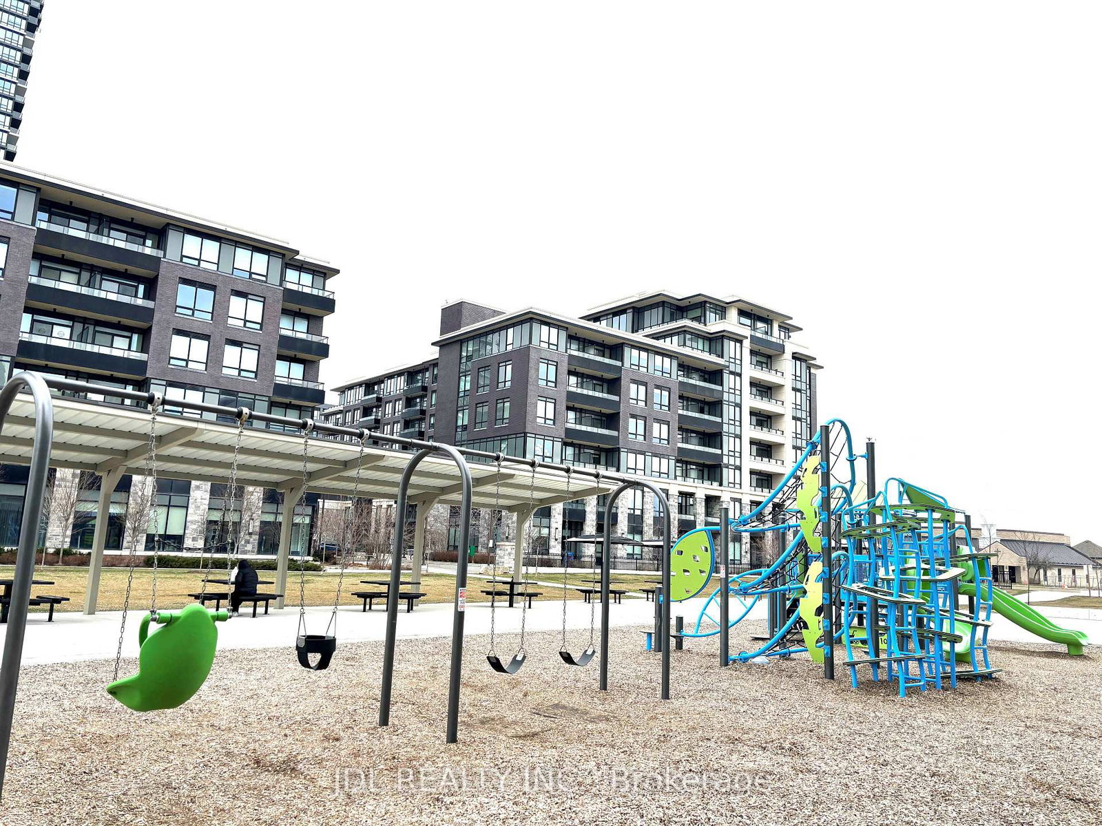 25-water-walk-drive-markham-ontario-n13110548