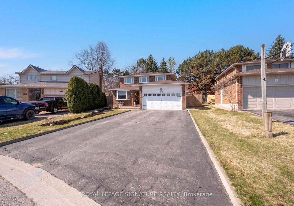 250-plymouth-trail-newmarket-ontario-n13110686