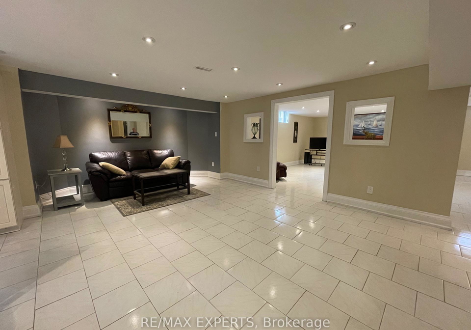 145-columbus-avenue-vaughan-ontario-n13111080