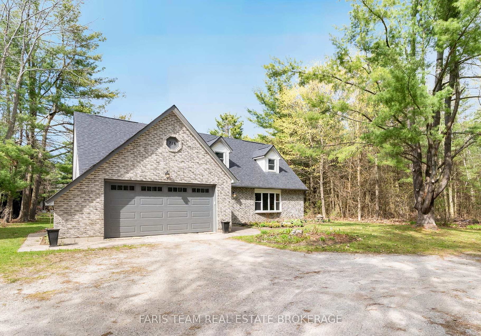 718-henderson-drive-innisfil-ontario-n13111402