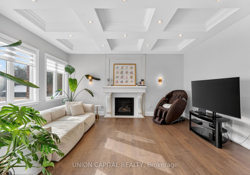 29-elm-grove-avenue-richmond-hill-ontario-n13111734