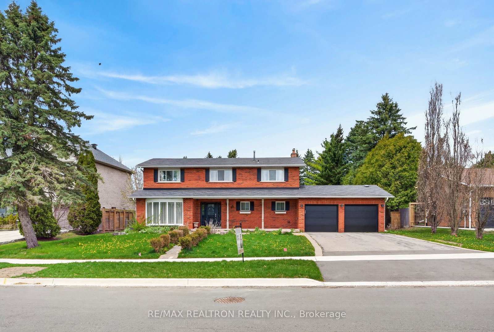 42-blackforest-drive-richmond-hill-ontario-n13112092