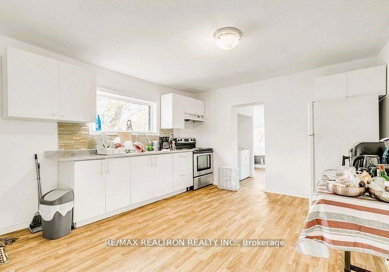 16958-bayview-avenue-newmarket-ontario-n13113254