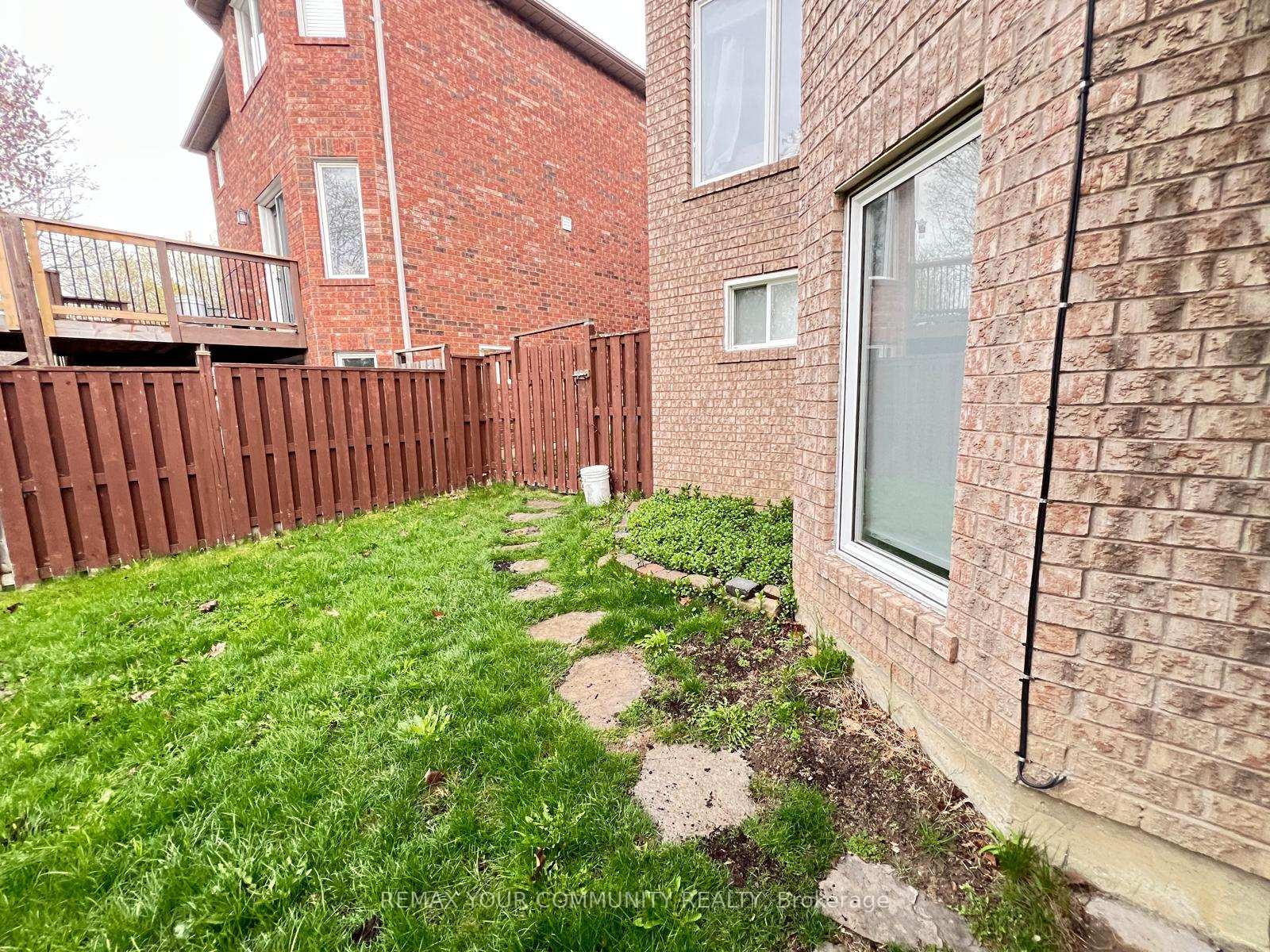 586-pembridge-court-newmarket-ontario-n13114318
