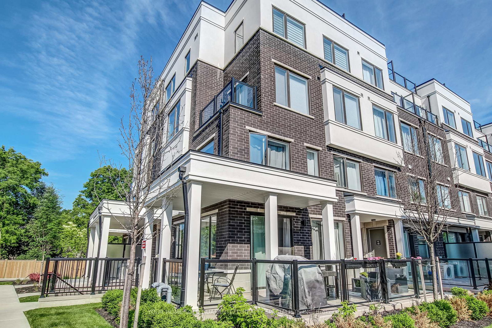300-alex-gardner-circle-aurora-ontario-n13114492