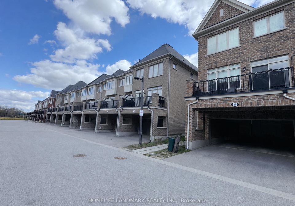 29-sharbot-lane-markham-ontario-n13114530