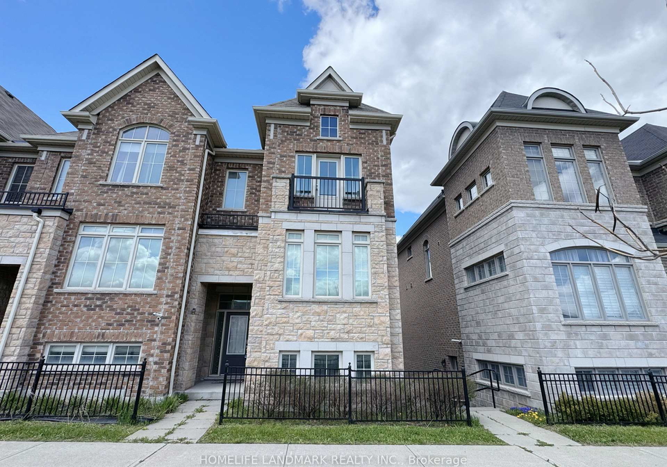 29-sharbot-lane-markham-ontario-n13114530