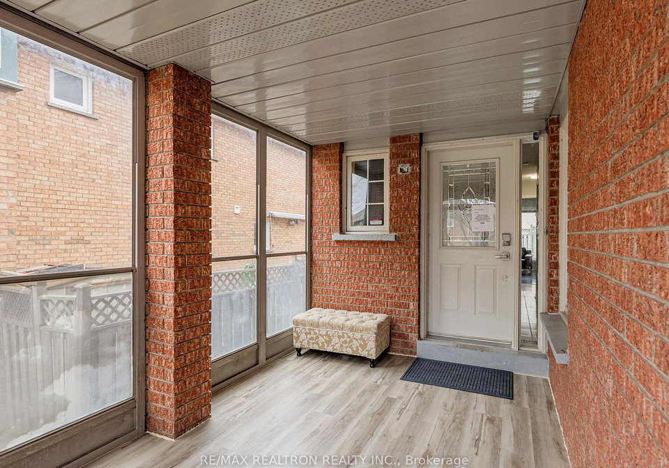 8-estoril-street-richmond-hill-ontario-n13115436