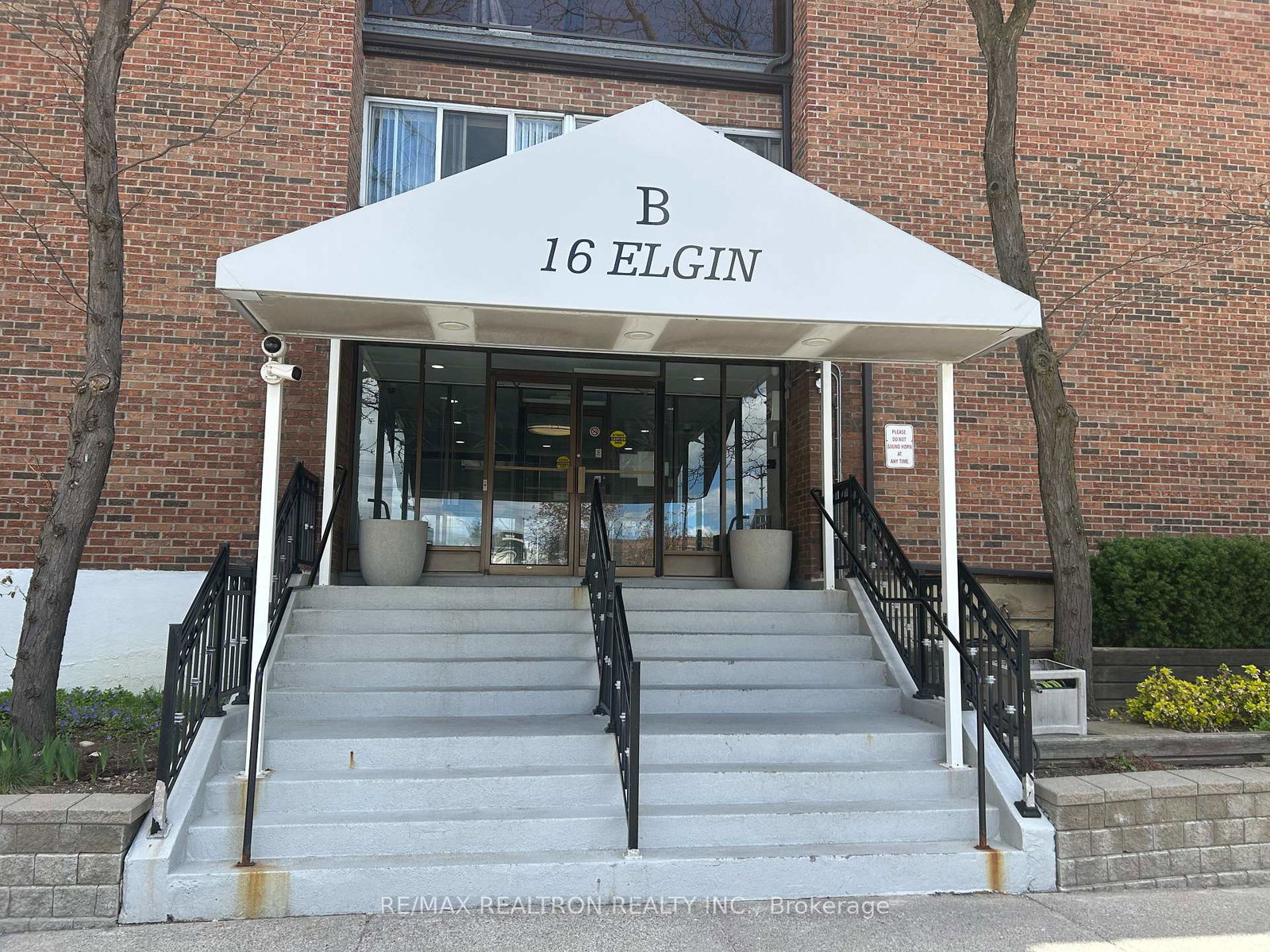 16b-elgin-street-markham-ontario-n13115568