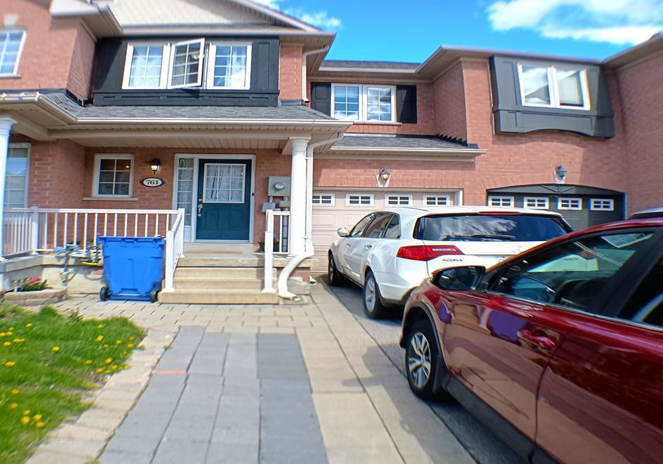 761-joe-persechini-drive-newmarket-ontario-n13115784