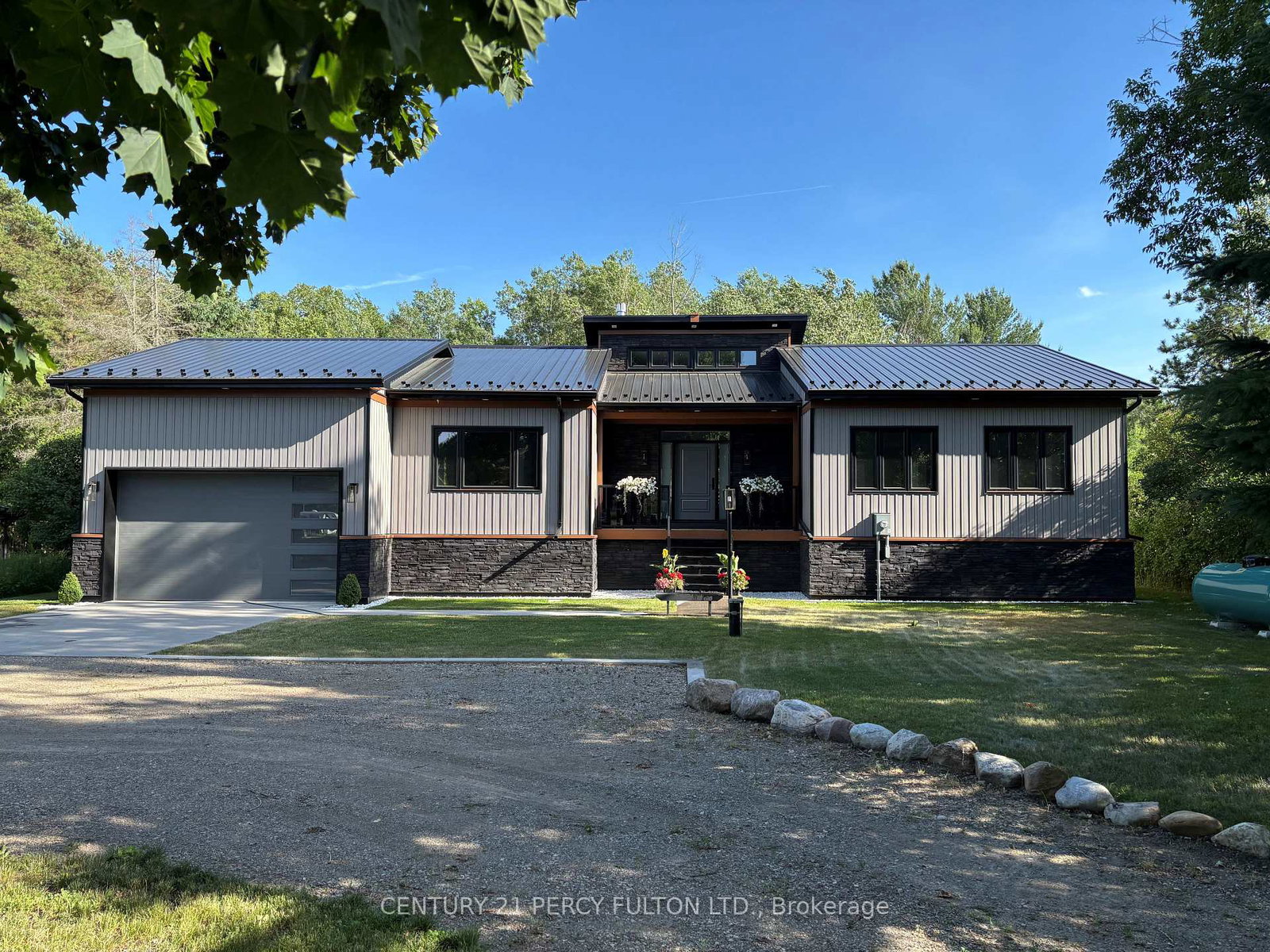 9243-county-road-1-adjala-tosorontio-ontario-n13116066