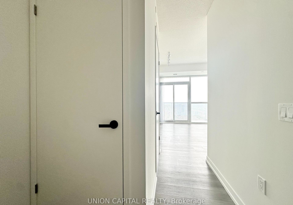 225-commerce-street-vaughan-ontario-n13116682