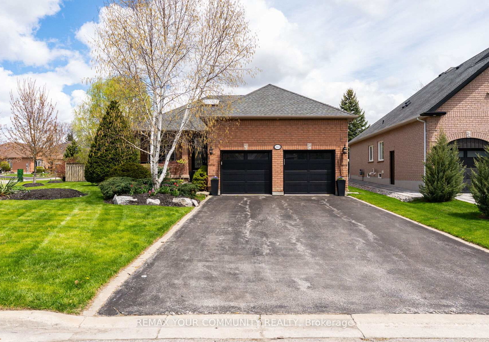 863-shadrach-drive-newmarket-ontario-n13117020