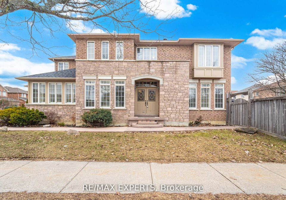 2-sequoia-road-vaughan-ontario-n13118422