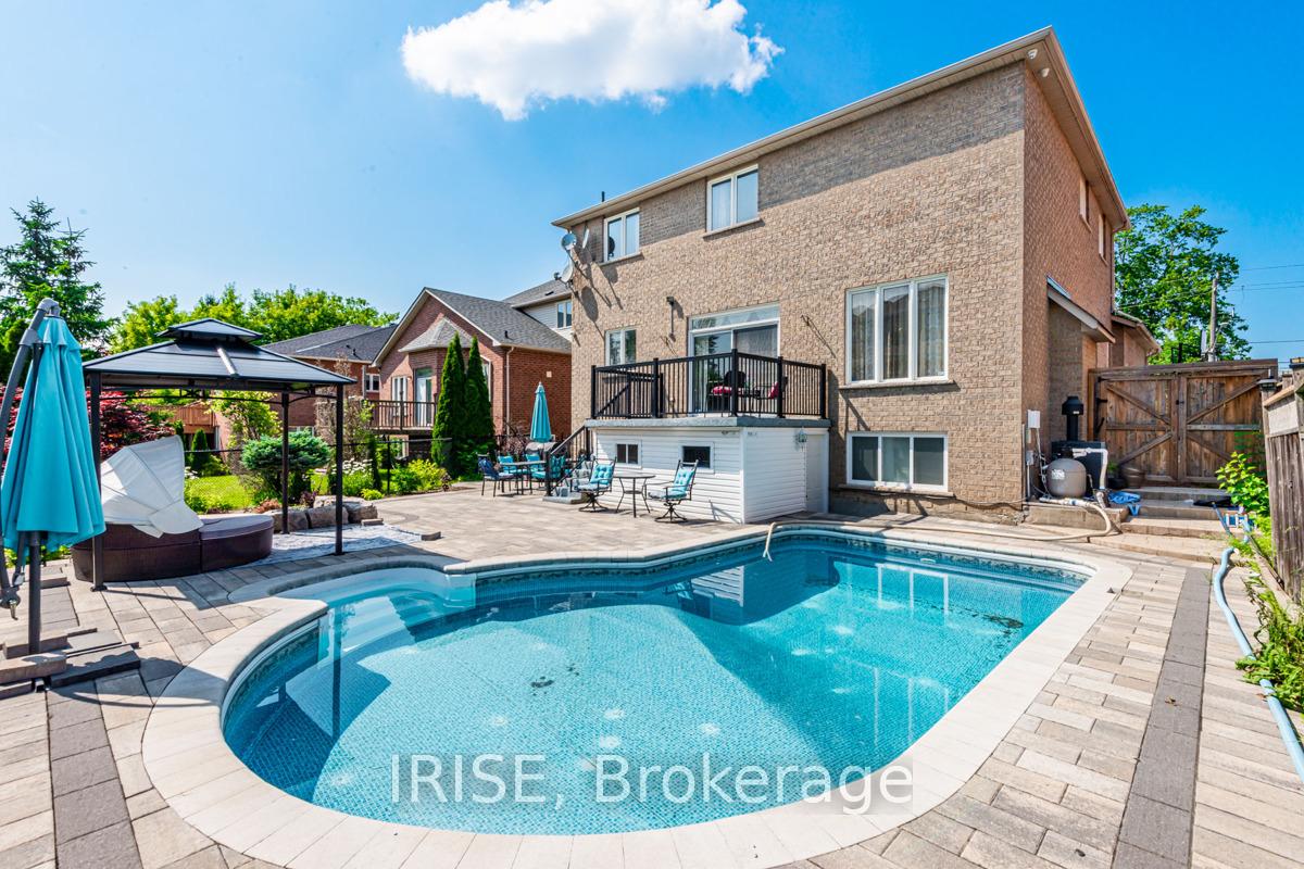 201-sunset-beach-boulevard-richmond-hill-ontario-n13119694