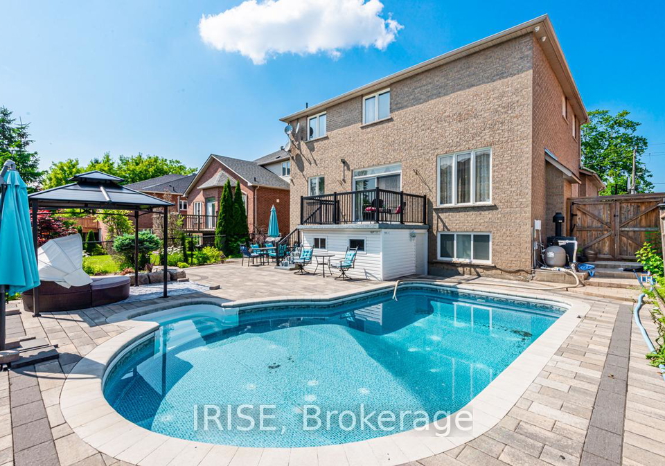 201-sunset-beach-boulevard-richmond-hill-ontario-n13119694
