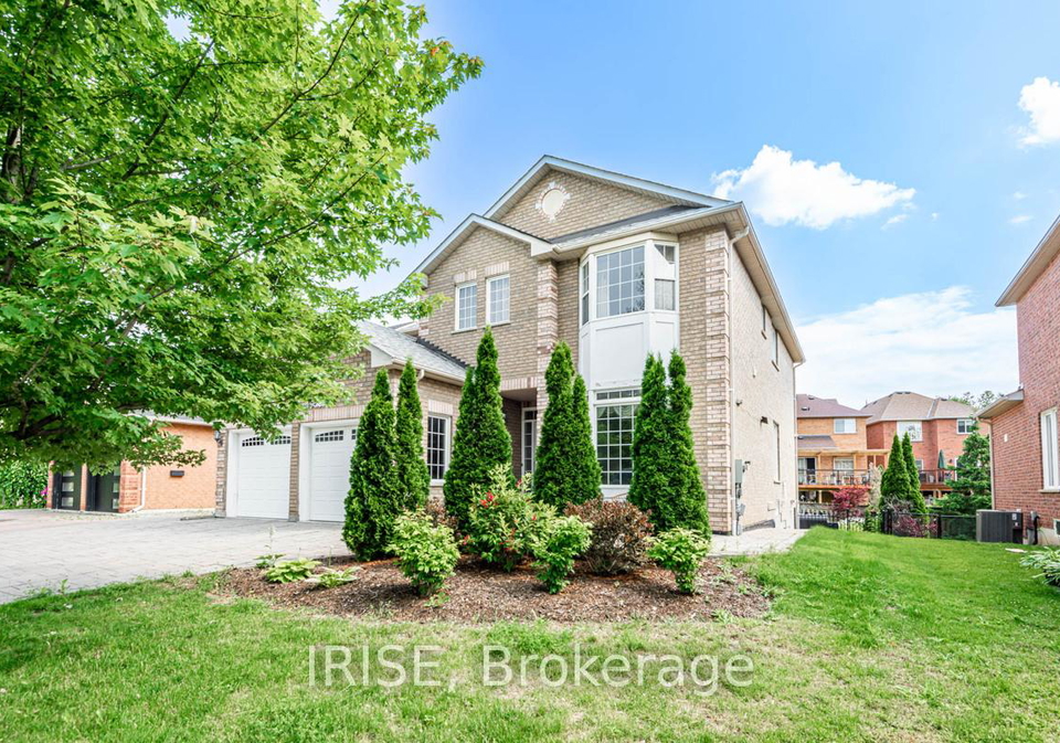 201-sunset-beach-boulevard-richmond-hill-ontario-n13119694