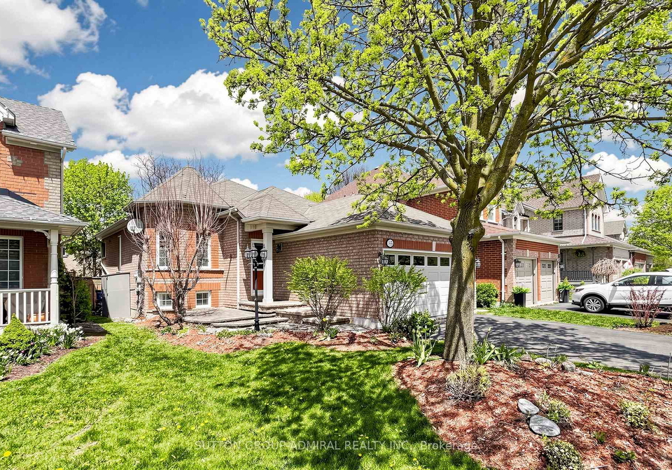 165-clearmeadow-boulevard-newmarket-ontario-n13120152