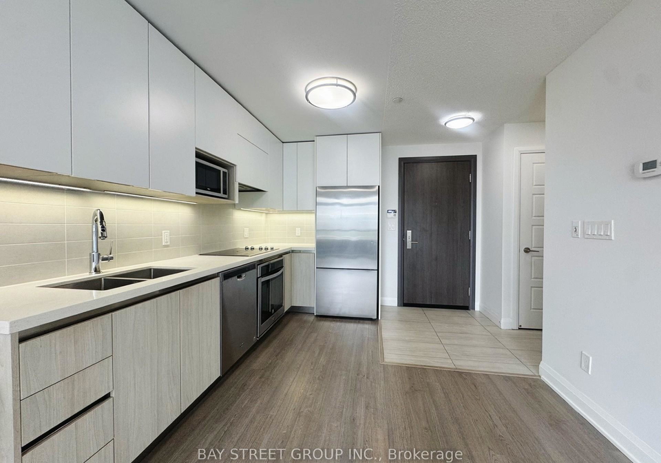 15-water-walk-drive-markham-ontario-n13120220