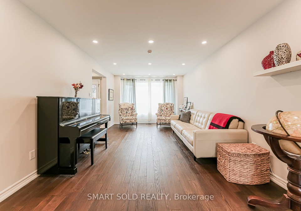 28-westminster-drive-richmond-hill-ontario-n13120224