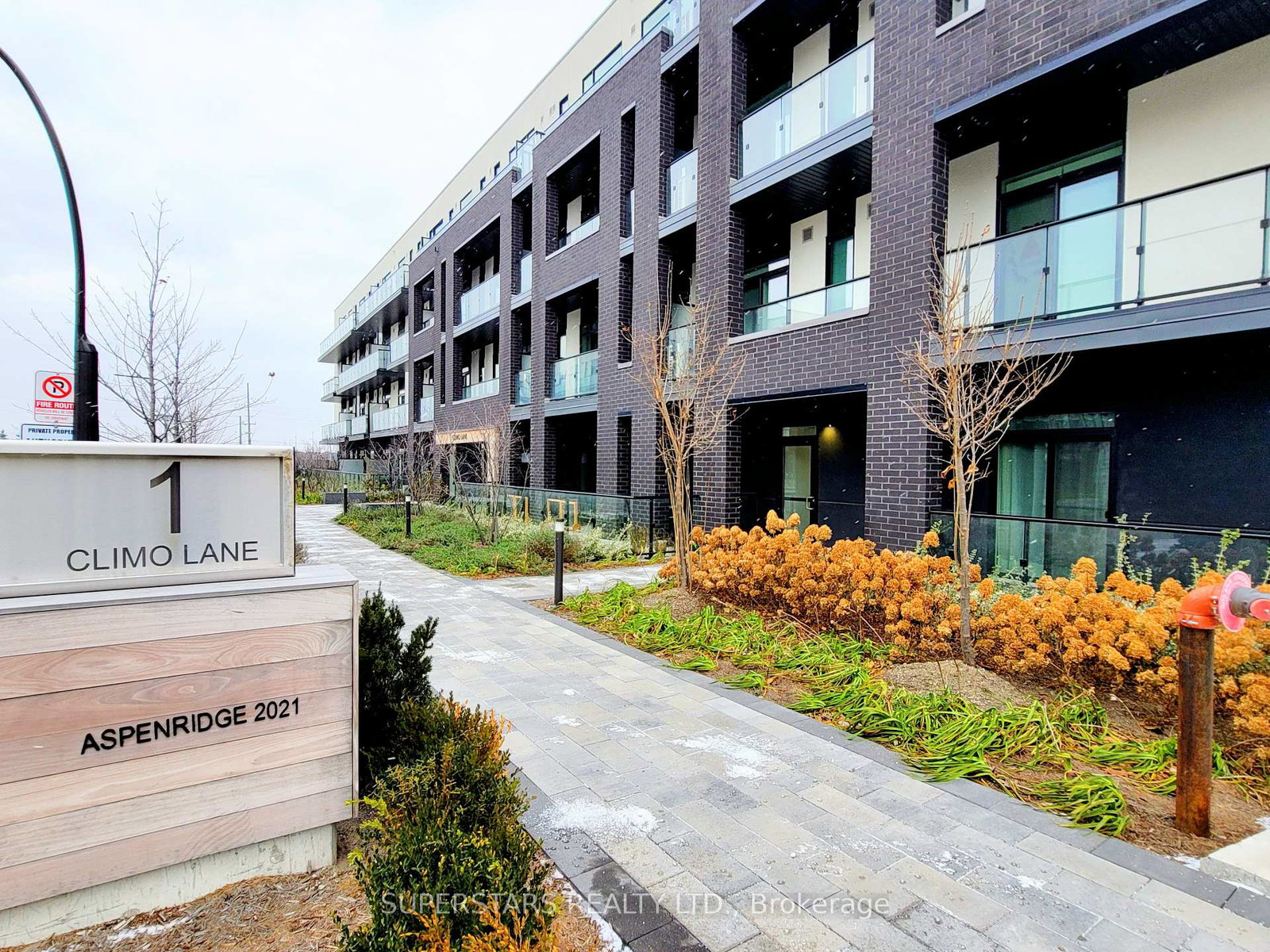 1-climo-lane-markham-ontario-n13120322