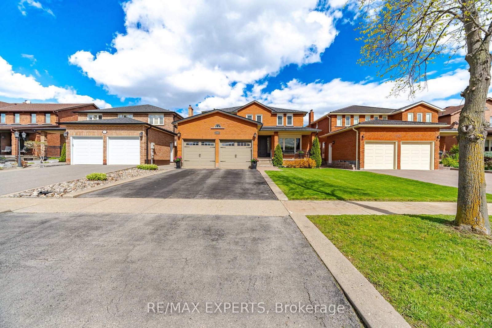 139-coronation-street-vaughan-ontario-n13120632