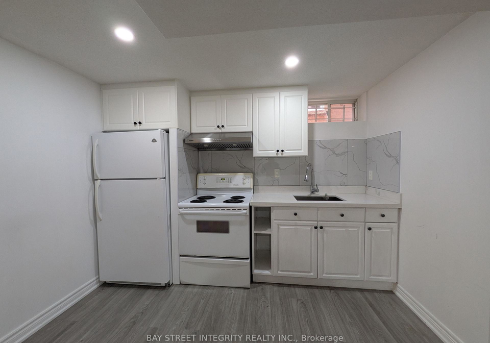 lower-37-sandham-crescent-markham-ontario-n13121730
