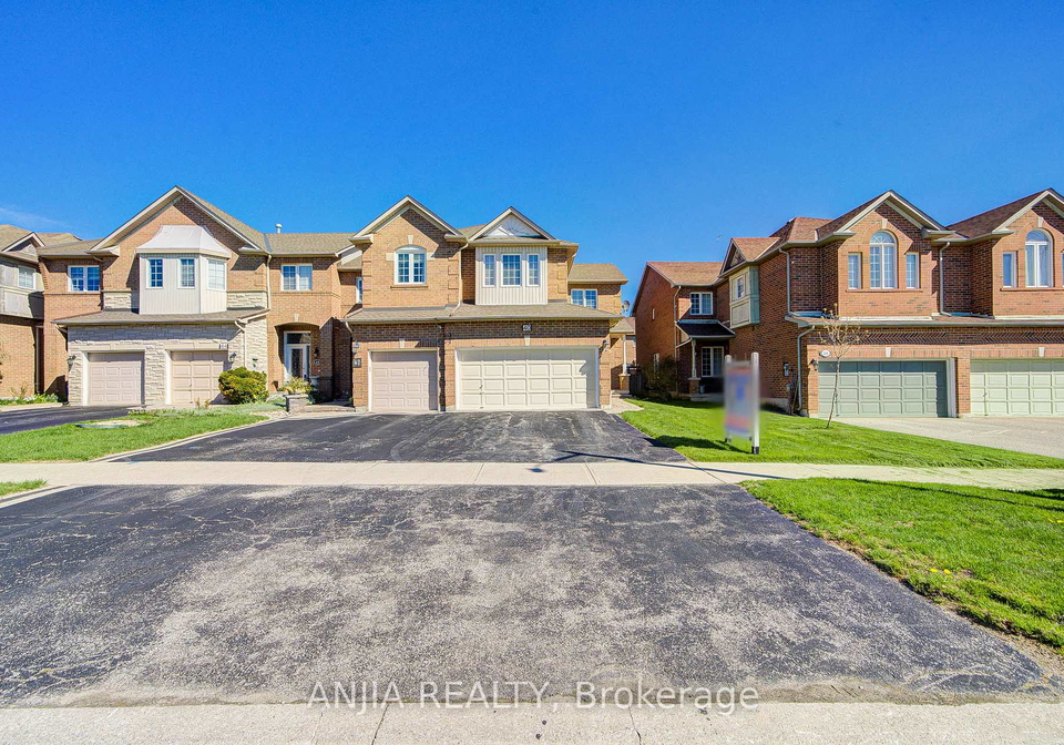 40-nottingham-drive-richmond-hill-ontario-n13122078