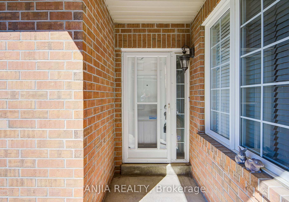 40-nottingham-drive-richmond-hill-ontario-n13122078