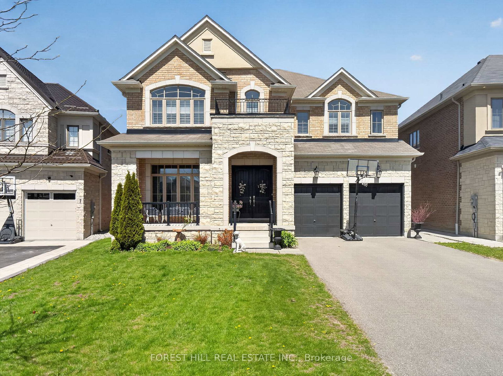 11-carm-shier-court-newmarket-ontario-n13123746