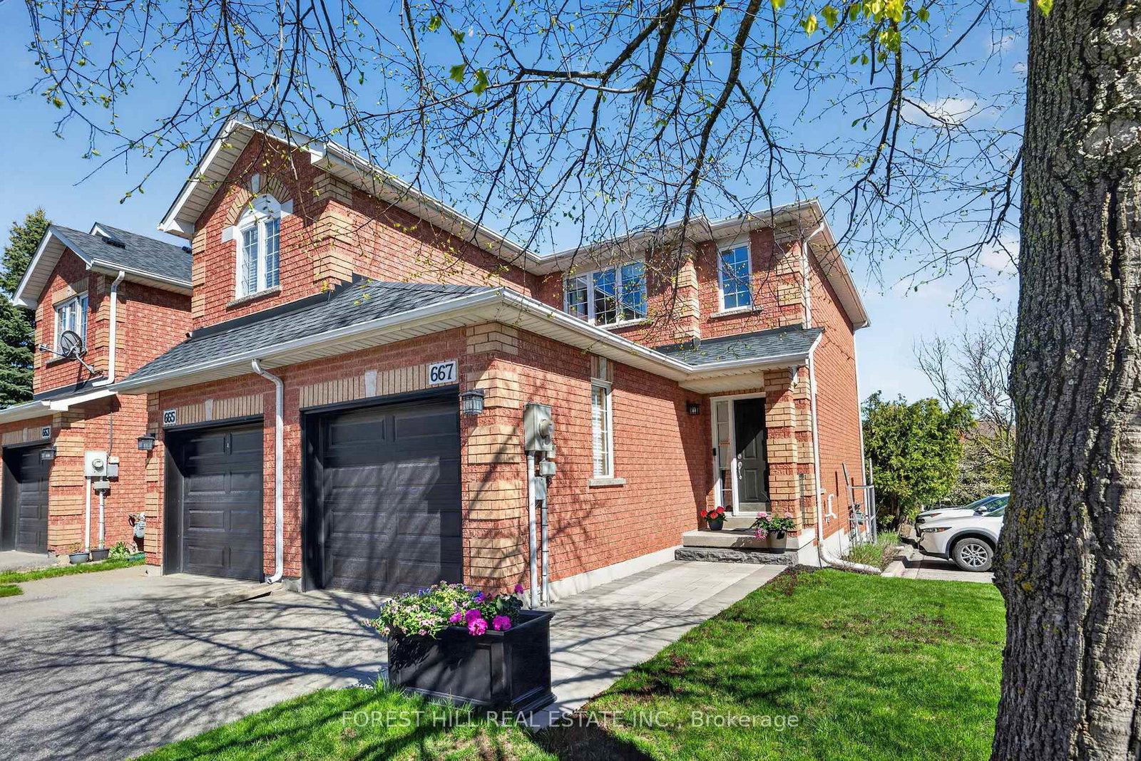 667-macnab-gate-newmarket-ontario-n13123882