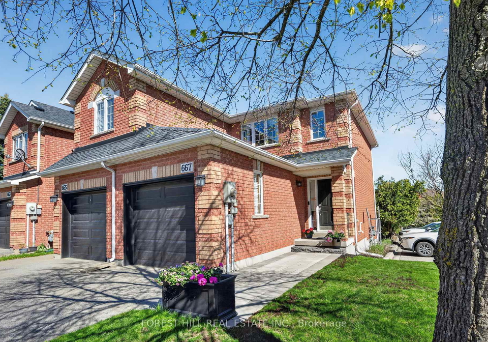 667-macnab-gate-newmarket-ontario-n13123882