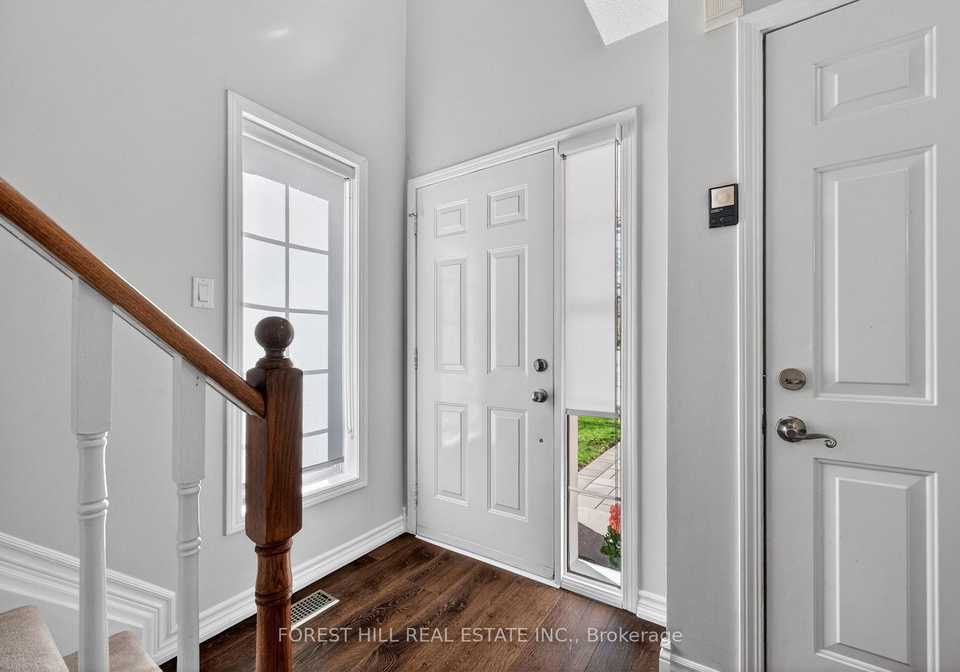 667-macnab-gate-newmarket-ontario-n13123882