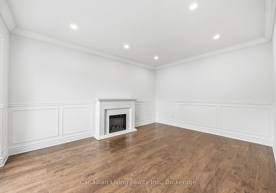 74-mcintyre-court-newmarket-ontario-n13124360