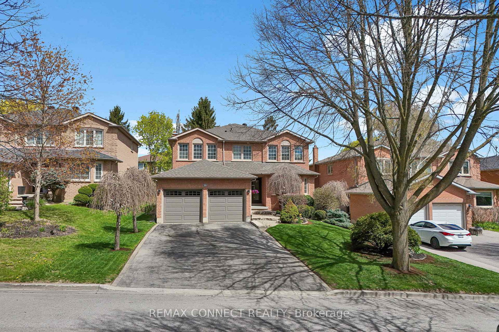 20-goldsmith-crescent-newmarket-ontario-n13124828