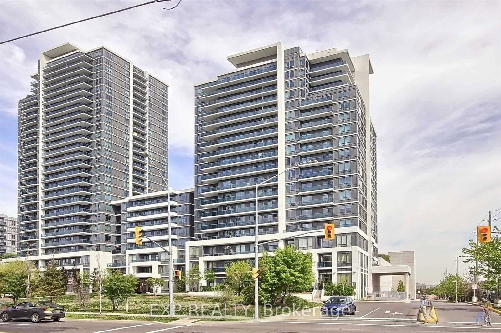 7167-yonge-street-markham-ontario-n13125758