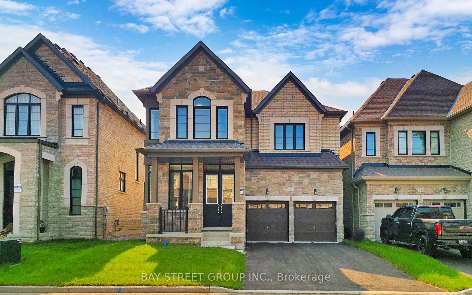 97-halldorson-avenue-aurora-ontario-n13125874