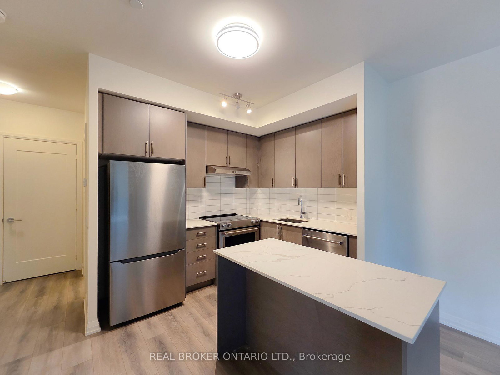 9000-jane-street-vaughan-ontario-n13125968