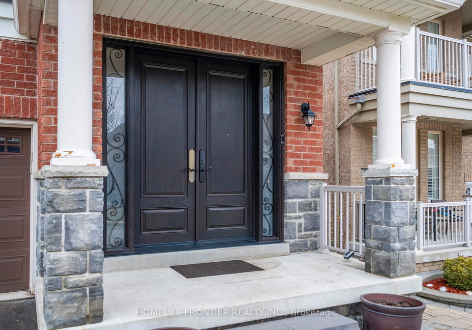 475-kwapis-boulevard-newmarket-ontario-n13126408