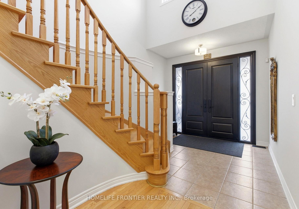 475-kwapis-boulevard-newmarket-ontario-n13126408