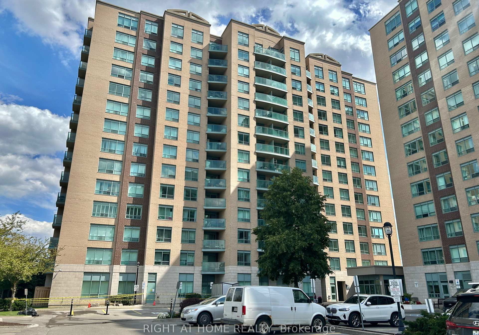 11-oneida-crescent-richmond-hill-ontario-n13126466